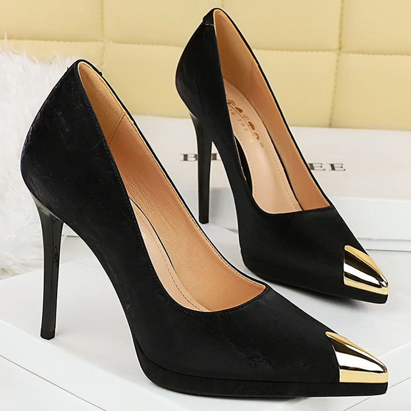 Scarpe BIGTREE con Tacco Alto  - Shoe Tree recensione e prezzo